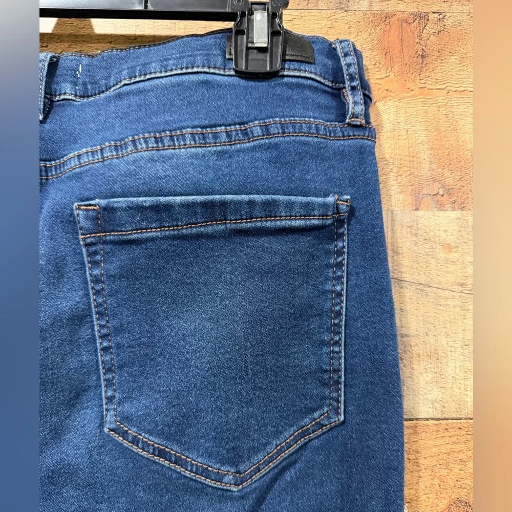 Nicole Miller Soho High Rise Dark Blue Bootcut Flare  Jeans Size 14 - Picture 5 of 5